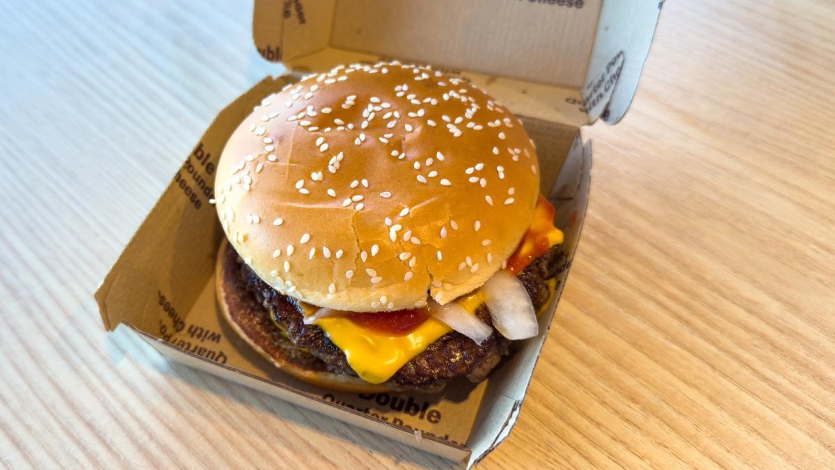 McDonald's Quarter Pounder with Cheese — source product photograph