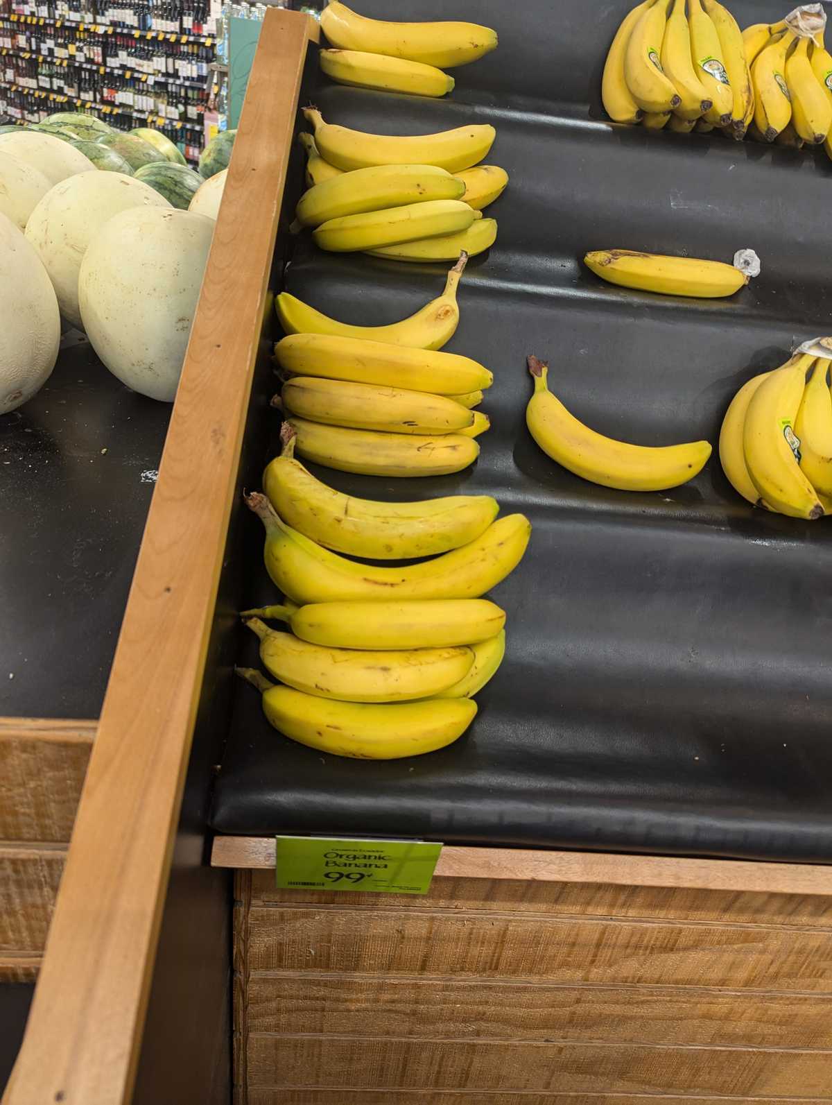 Whole Foods Organic Bananas — source product photograph